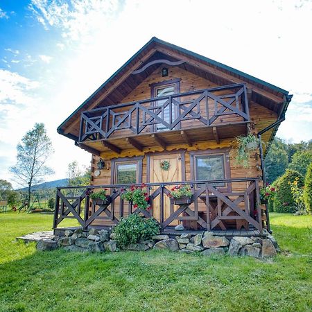 Domki Pod Lipa. Liszna Esterno foto