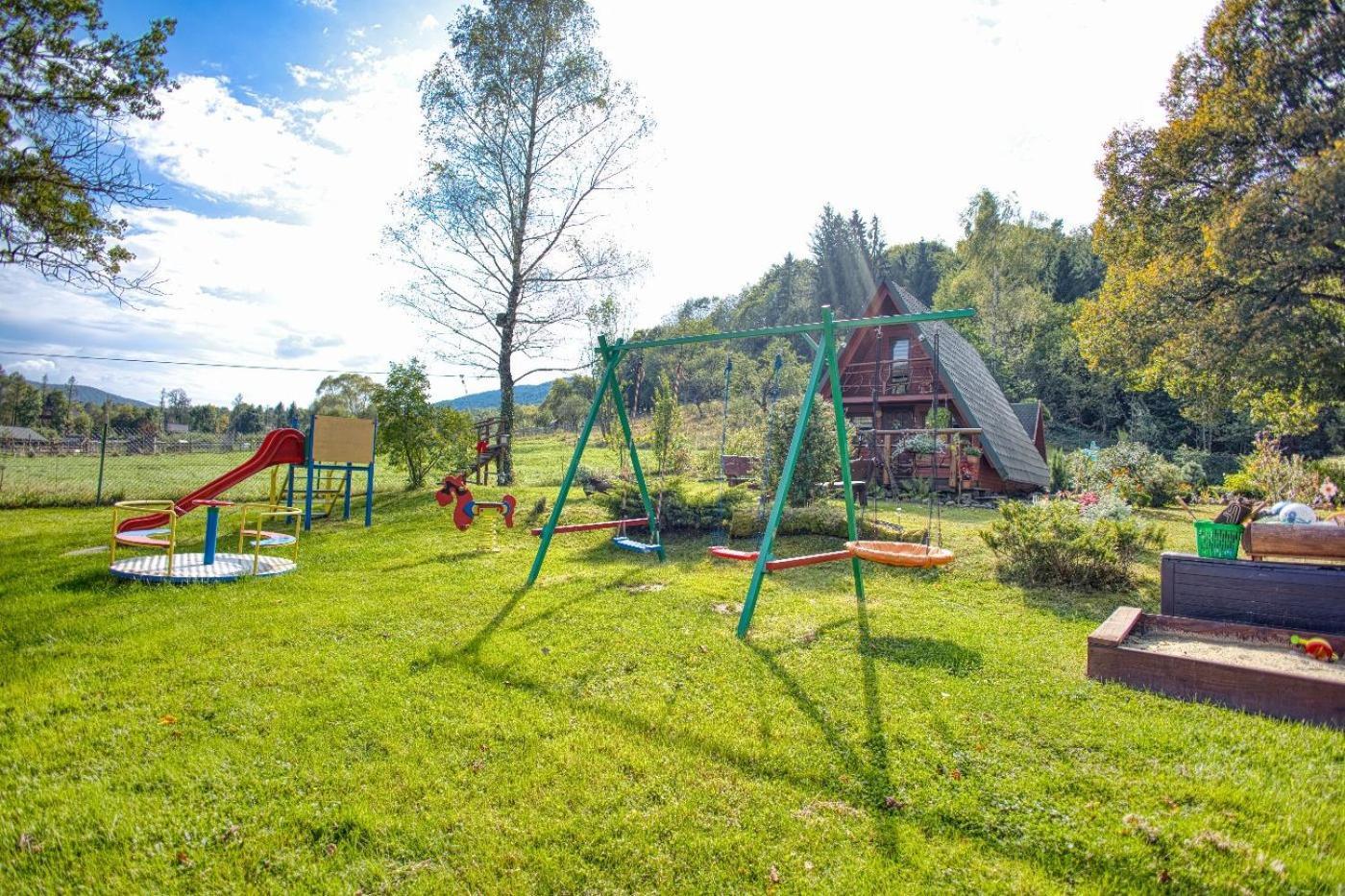 Domki Pod Lipa. Liszna Esterno foto