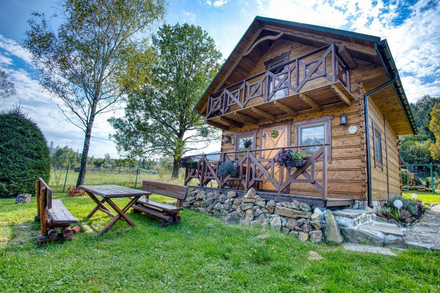 Domki Pod Lipa. Liszna Esterno foto